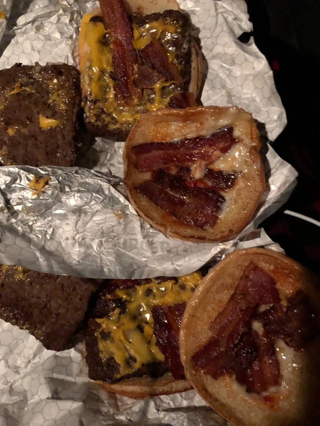 Wendys | restaurant | 20242 N 27th Ave, Phoenix, AZ 85027, USA | 6235874714 OR +1 623-587-4714