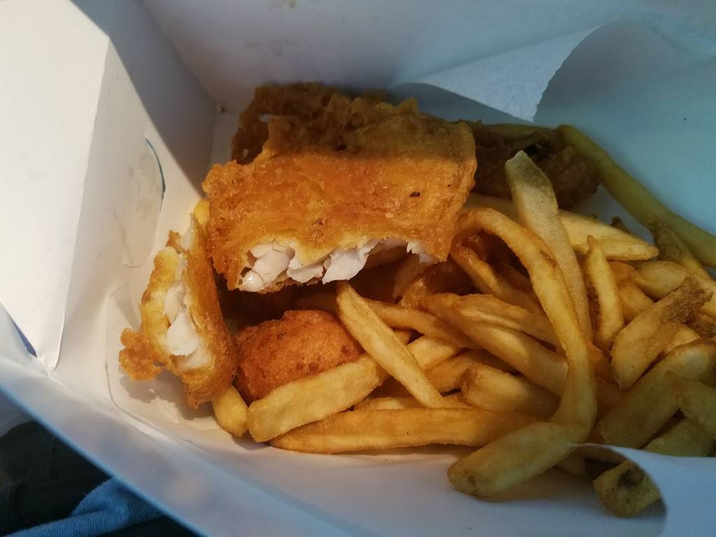 KFC | restaurant | 6130 E Mockingbird Ln, Dallas, TX 75214, USA | 2148242199 OR +1 214-824-2199