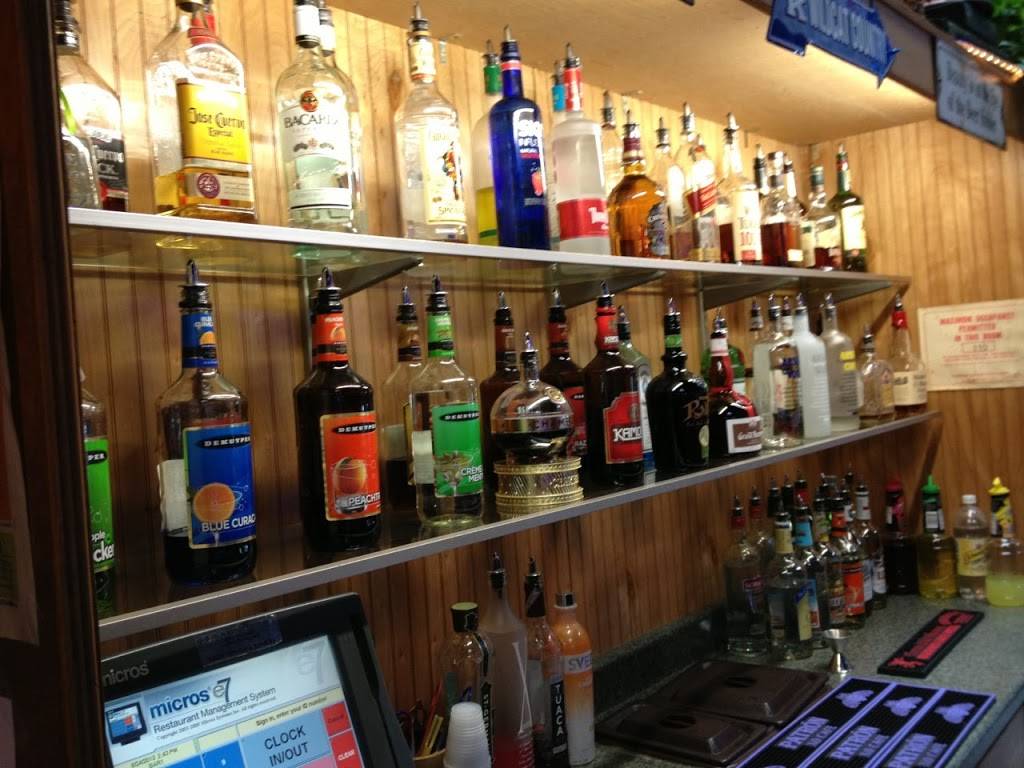 Stringtown Bar & Grill | restaurant | 255 Main St, Florence, KY 41042, USA | 8593718222 OR +1 859-371-8222