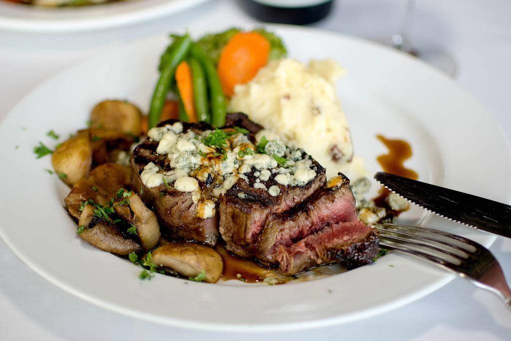 Pietros On the River | restaurant | Island Dunes Country Club, 8735 S Ocean Dr, Jensen Beach, FL 34957, USA | 7722297575 OR +1 772-229-7575