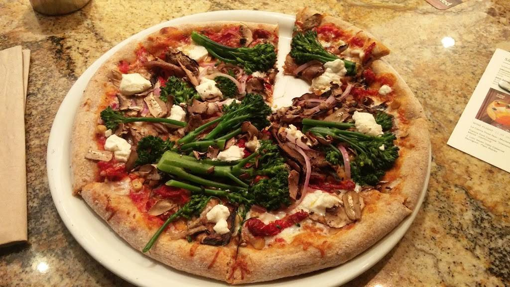 California Pizza Kitchen at Boca Raton | restaurant | 6000 Glades Rd Suite 1230, Boca Raton, FL 33431, USA | 5613682805 OR +1 561-368-2805