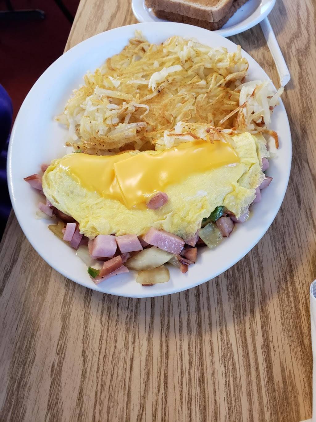 Little Firehouse Cafe | restaurant | 120 N Baltimore Ave, Derby, KS 67037, USA | 3167888922 OR +1 316-788-8922