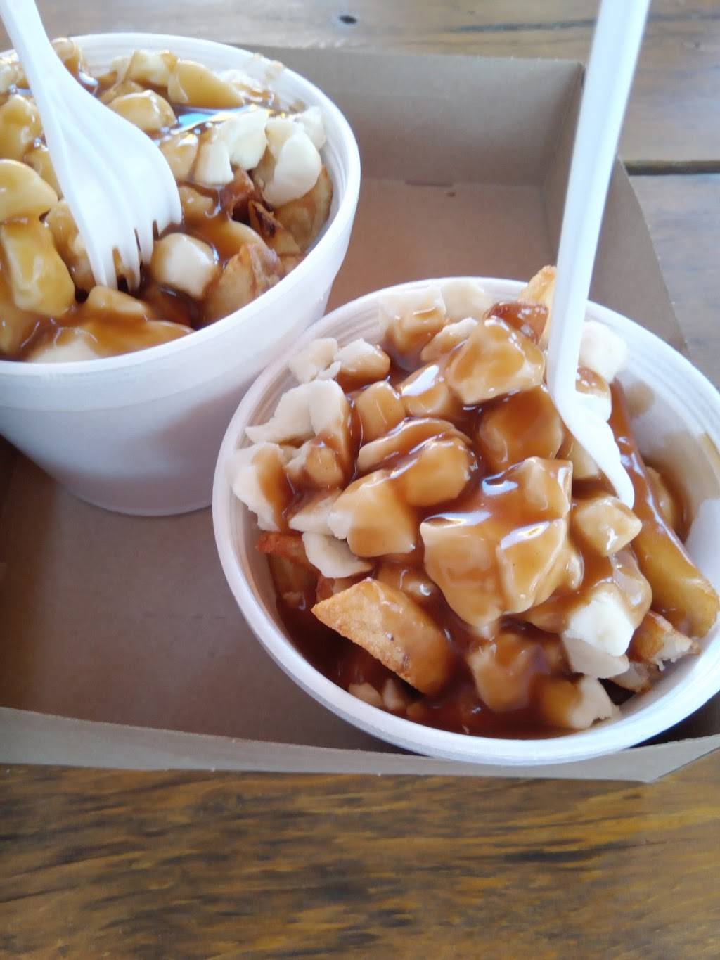 La Patate A Carlo | restaurant | 123 Route Principale E, Sainte-Cécile-de-Masham, QC J0X 2W0, Canada | 8194564545 OR +1 819-456-4545