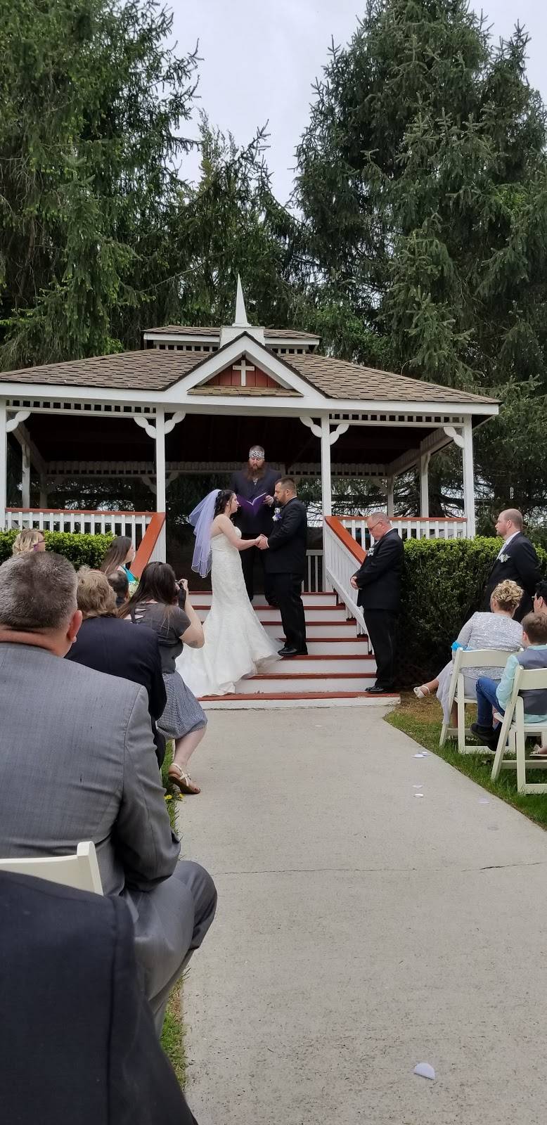 Uncle Bobs Western Corral | restaurant | 565 Kirk Rd, Elkton, MD 21921, USA | 4103981381 OR +1 410-398-1381