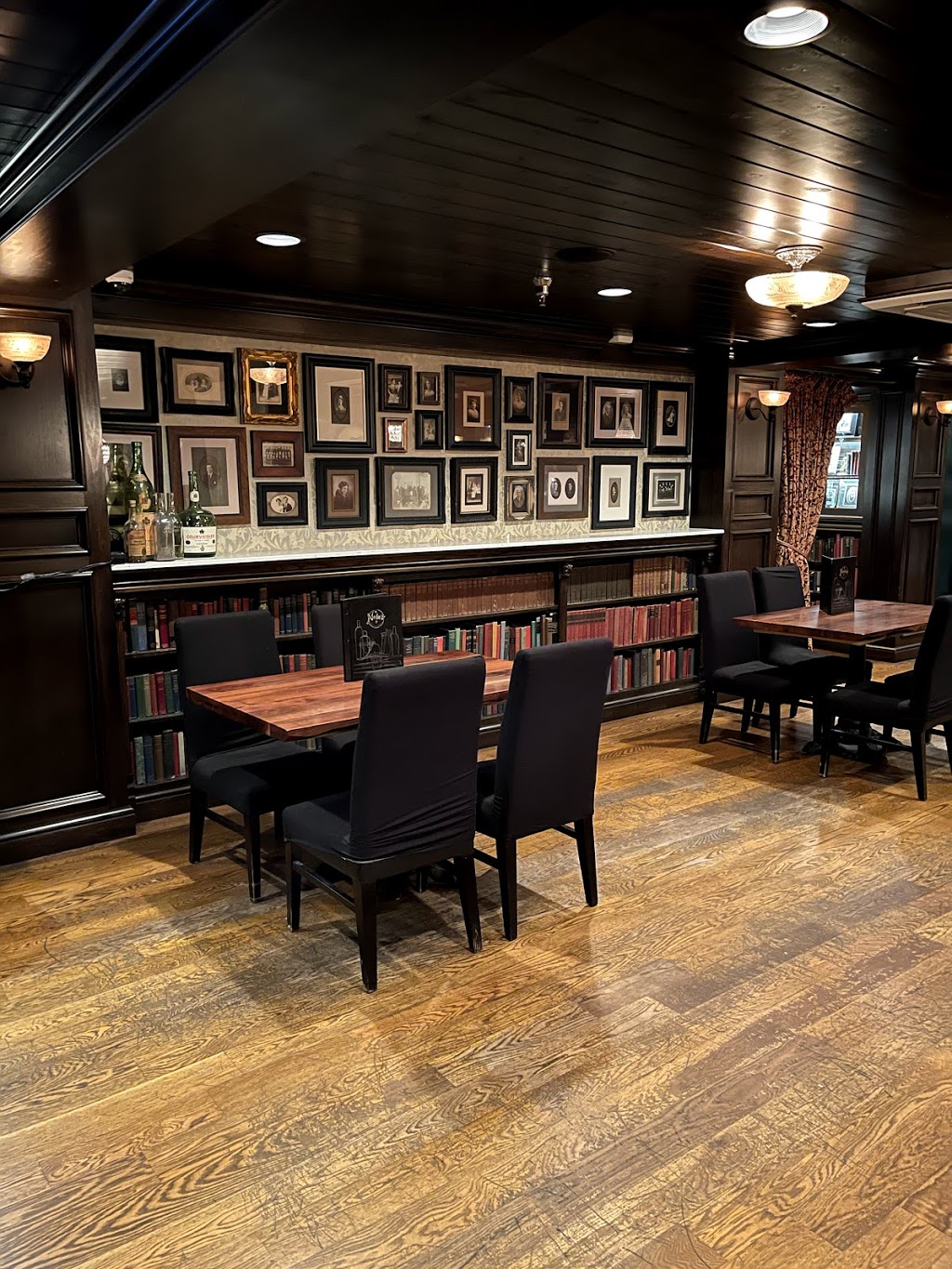 Nolas ...Creole & Cocktails | restaurant | 1334 E 15th St, Tulsa, OK 74120, USA | 9187797766 OR +1 918-779-7766