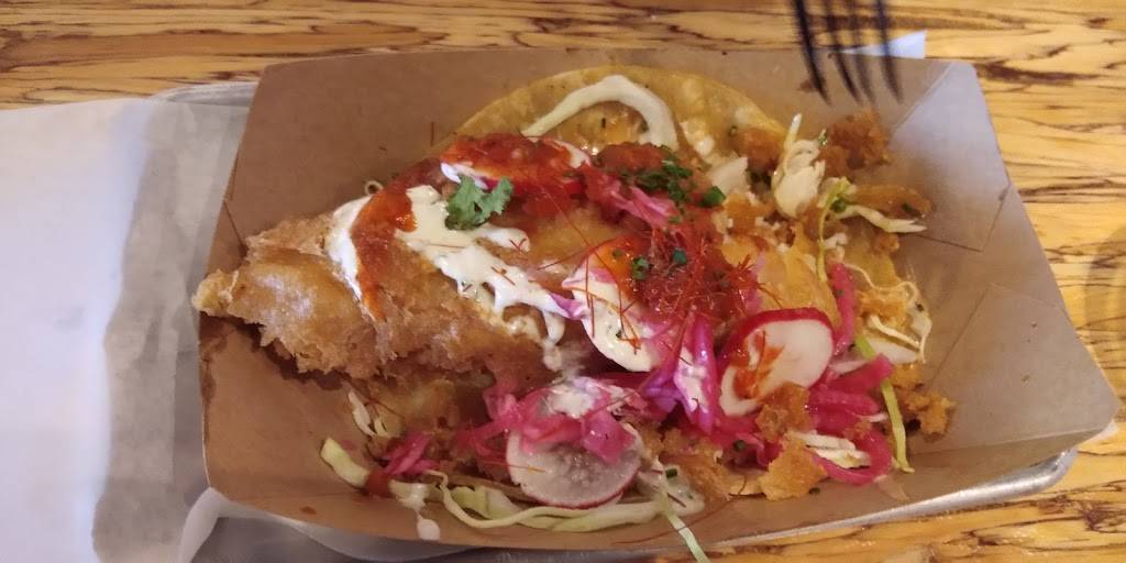 Slapfish | restaurant | 101 W Avenida Vista Hermosa, San Clemente, CA 92672, USA | 9495585090 OR +1 949-558-5090