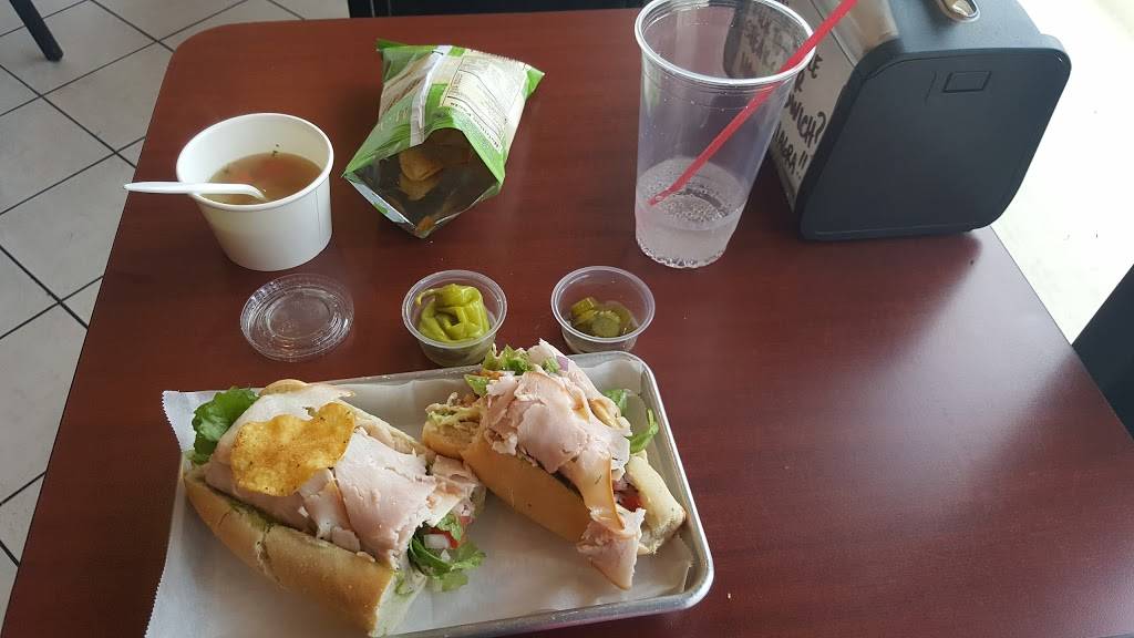 Violas Deli | meal takeaway | 17715 Arrow Blvd, Fontana, CA 92335, USA | 9093570721 OR +1 909-357-0721