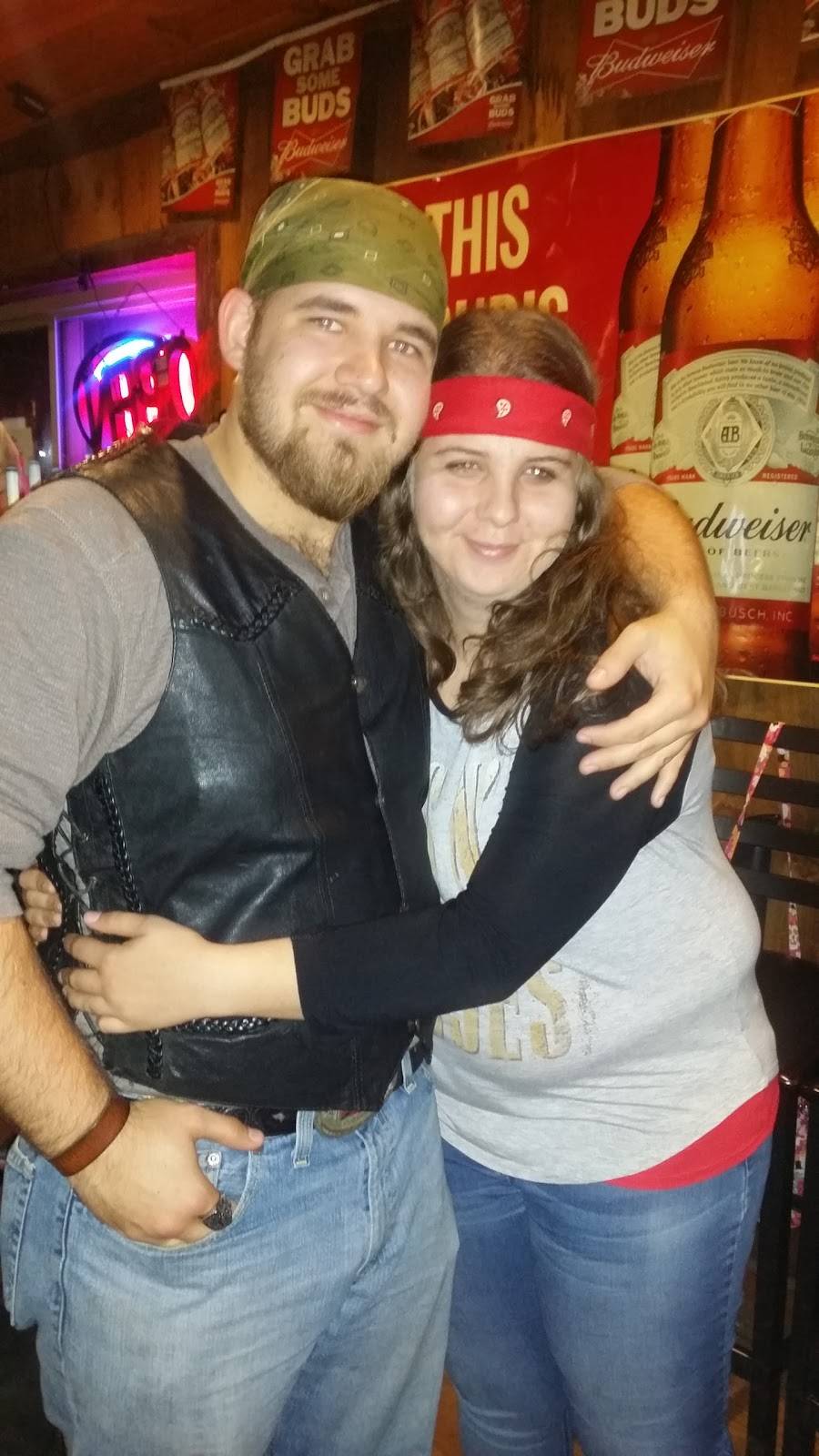 J&K State Line Bar And Grill | restaurant | 201 US-23, Weber City, VA 24290, USA | 2762259290 OR +1 276-225-9290