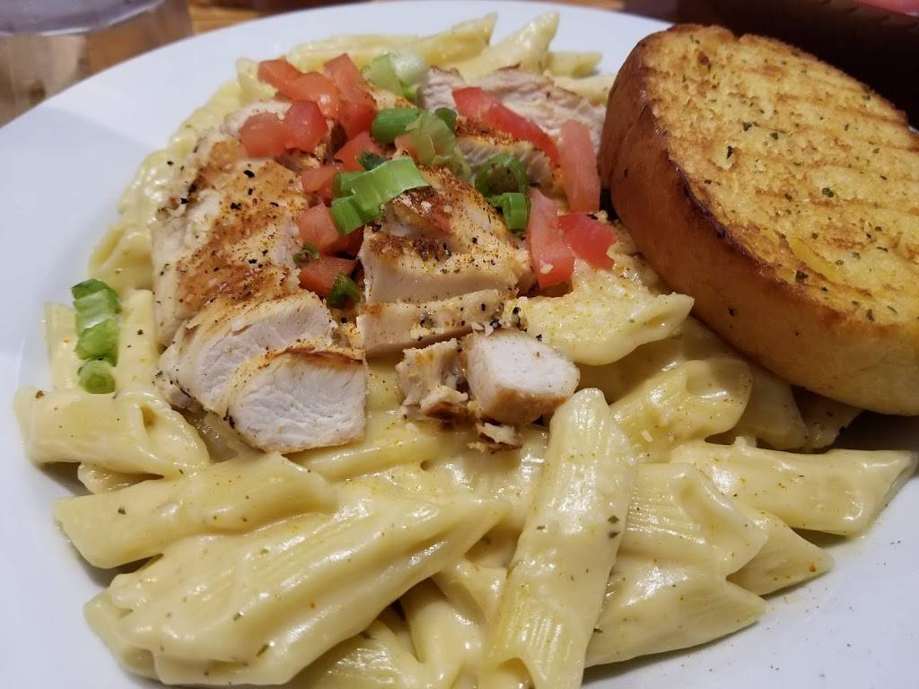 Chilis Grill & Bar | meal takeaway | 3670 Grand Ave, Chino Hills, CA 91709, USA | 9093649098 OR +1 909-364-9098