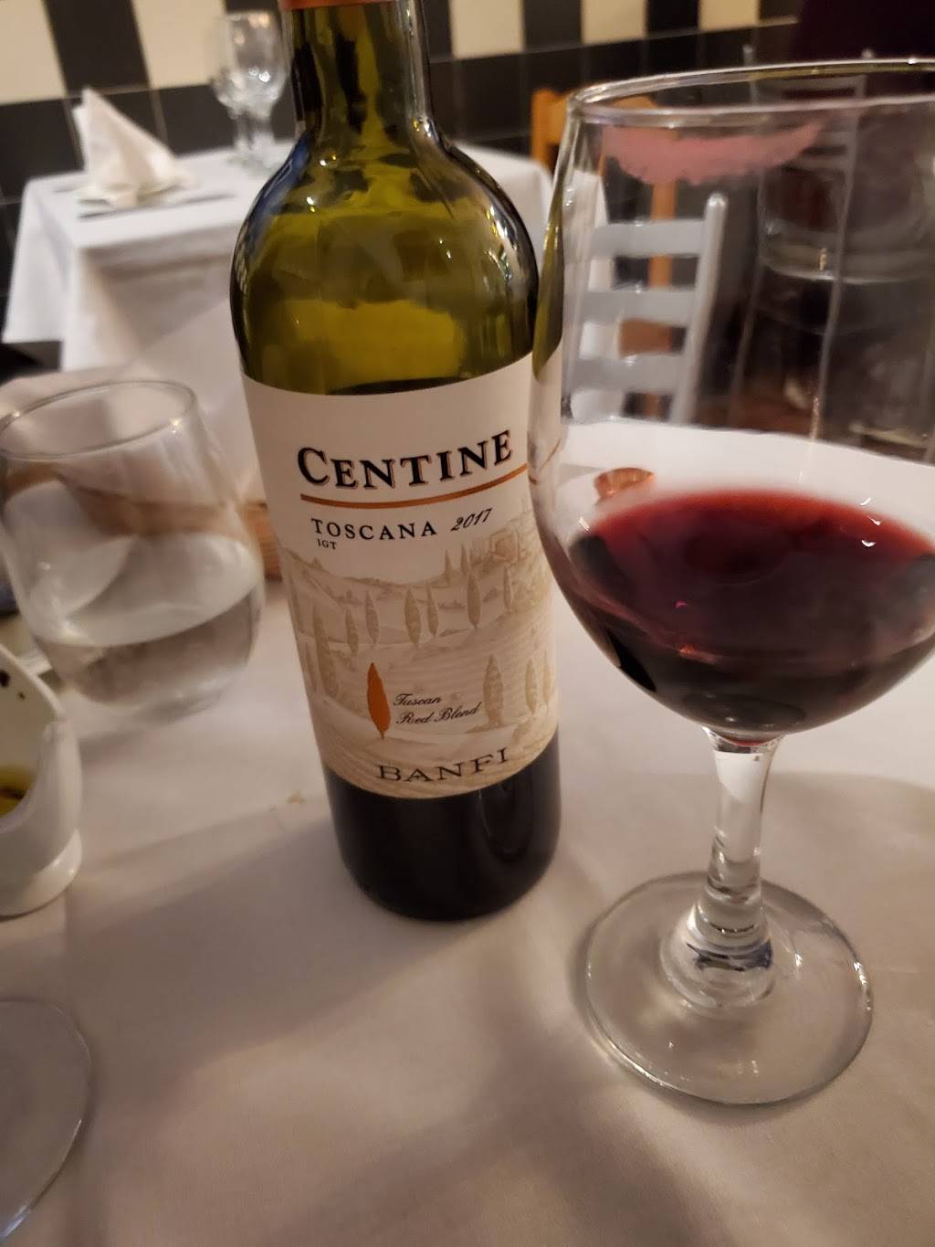 Angelinas | restaurant | 743 S 8th St, Philadelphia, PA 19147, USA | 2159221349 OR +1 215-922-1349