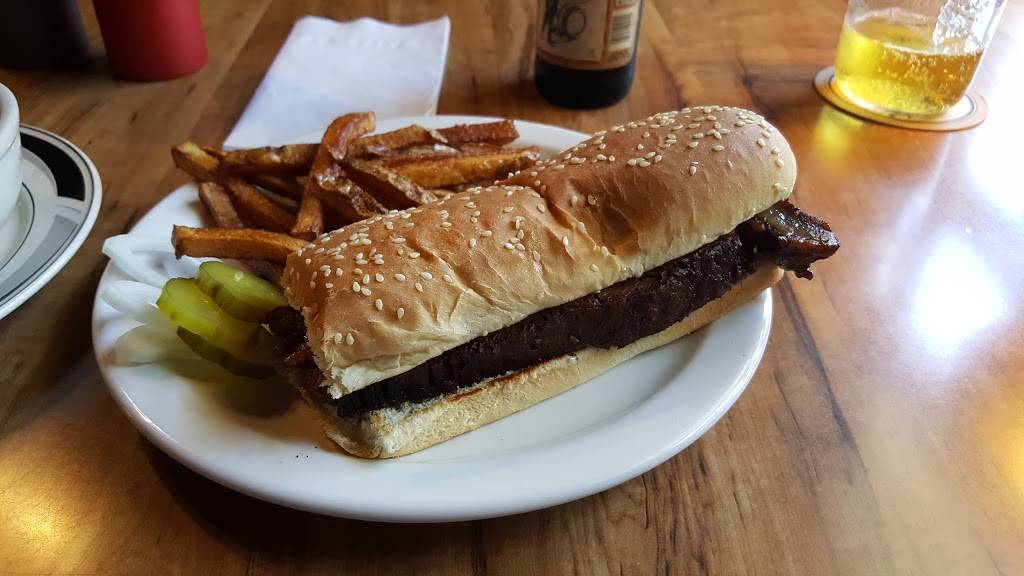 Commons Farm Kitchen & Bar Rustic BBQ | restaurant | 7624 CA-16, Guinda, CA 95637, USA | 5307960758 OR +1 530-796-0758