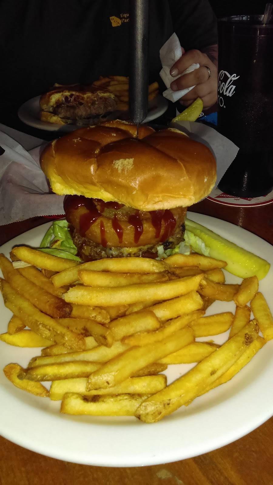 Cinema Tavern Reel Sports Bar | cafe | 200 W Montgomery St, Villa Rica, GA 30180, USA | 7704594771 OR +1 770-459-4771