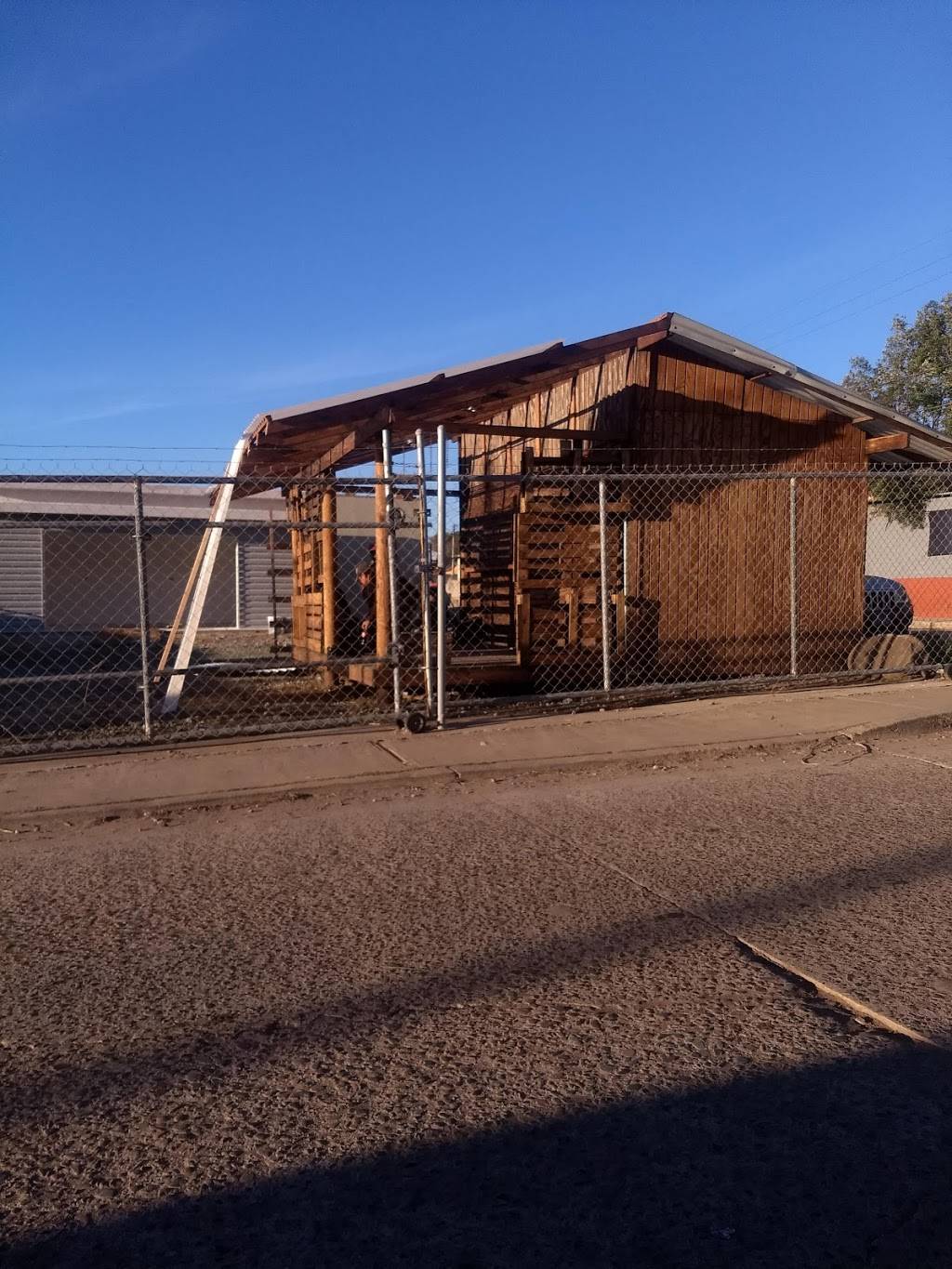 Los Tuetanicos BIRRIERIA 2 | restaurant | Mar Mediterráneo, Centro Carretera, 22710 Rosarito, B.C., Mexico | 526648108933 OR +52 664 810 8933