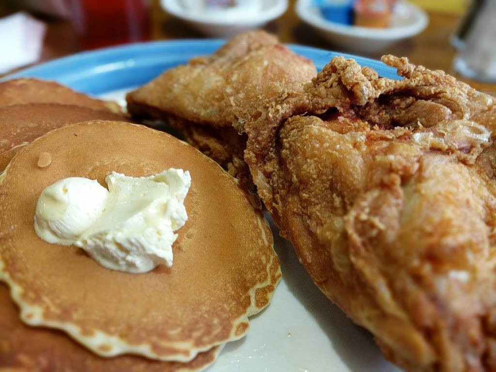 Aunt Sarahs Pancake House | restaurant | 4205 W Broad St, Richmond, VA 23230, USA | 8043588812 OR +1 804-358-8812