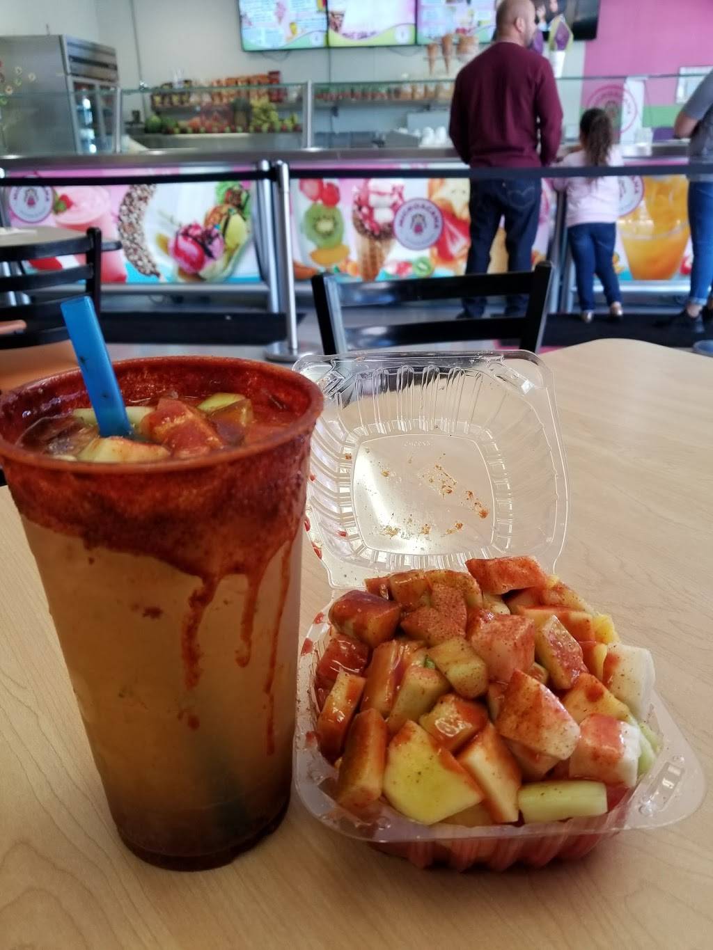 La Michoacana Ice Cream & Snacks | restaurant | 980 Bloomington Ave suite d, Bloomington, CA 92316, USA | 9518472545 OR +1 951-847-2545