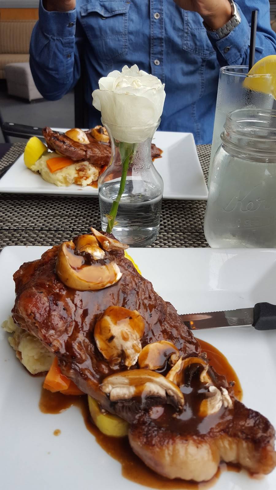 Deck33 | restaurant | 8639 Lincoln Blvd, Los Angeles, CA 90045, USA | 3102585706 OR +1 310-258-5706