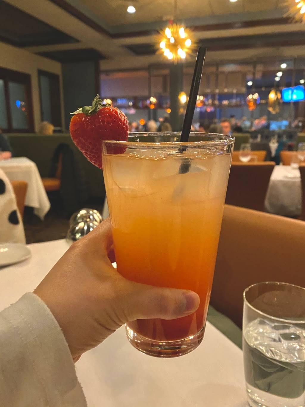 Sullivans Steakhouse | restaurant | 320 W 5th Ave, Anchorage, AK 99501, USA | 9072582882 OR +1 907-258-2882