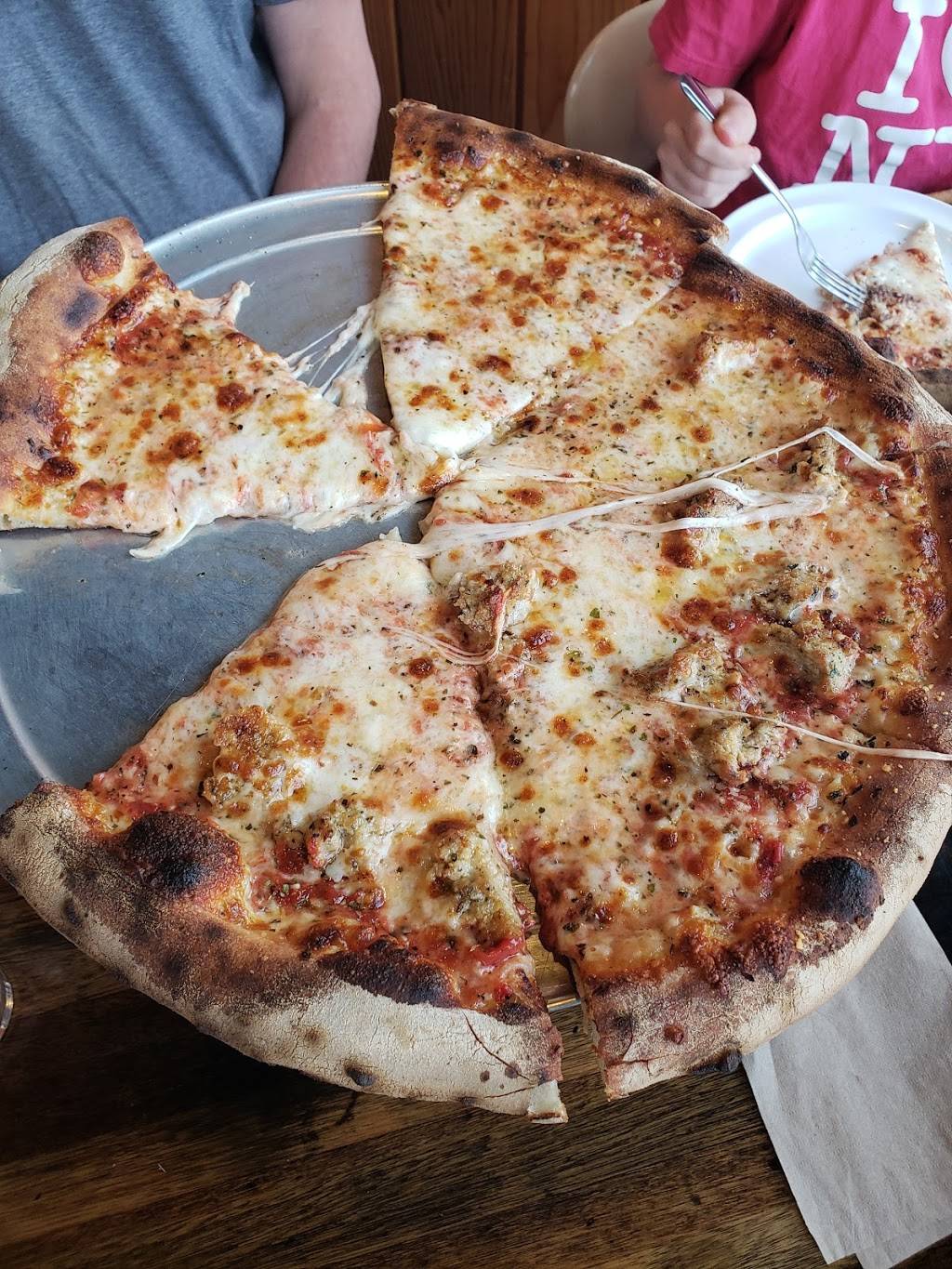 Wyeast Pizza | restaurant | 5601 W Vliet St, Milwaukee, WI 53208, USA | 4149433278 OR +1 414-943-3278