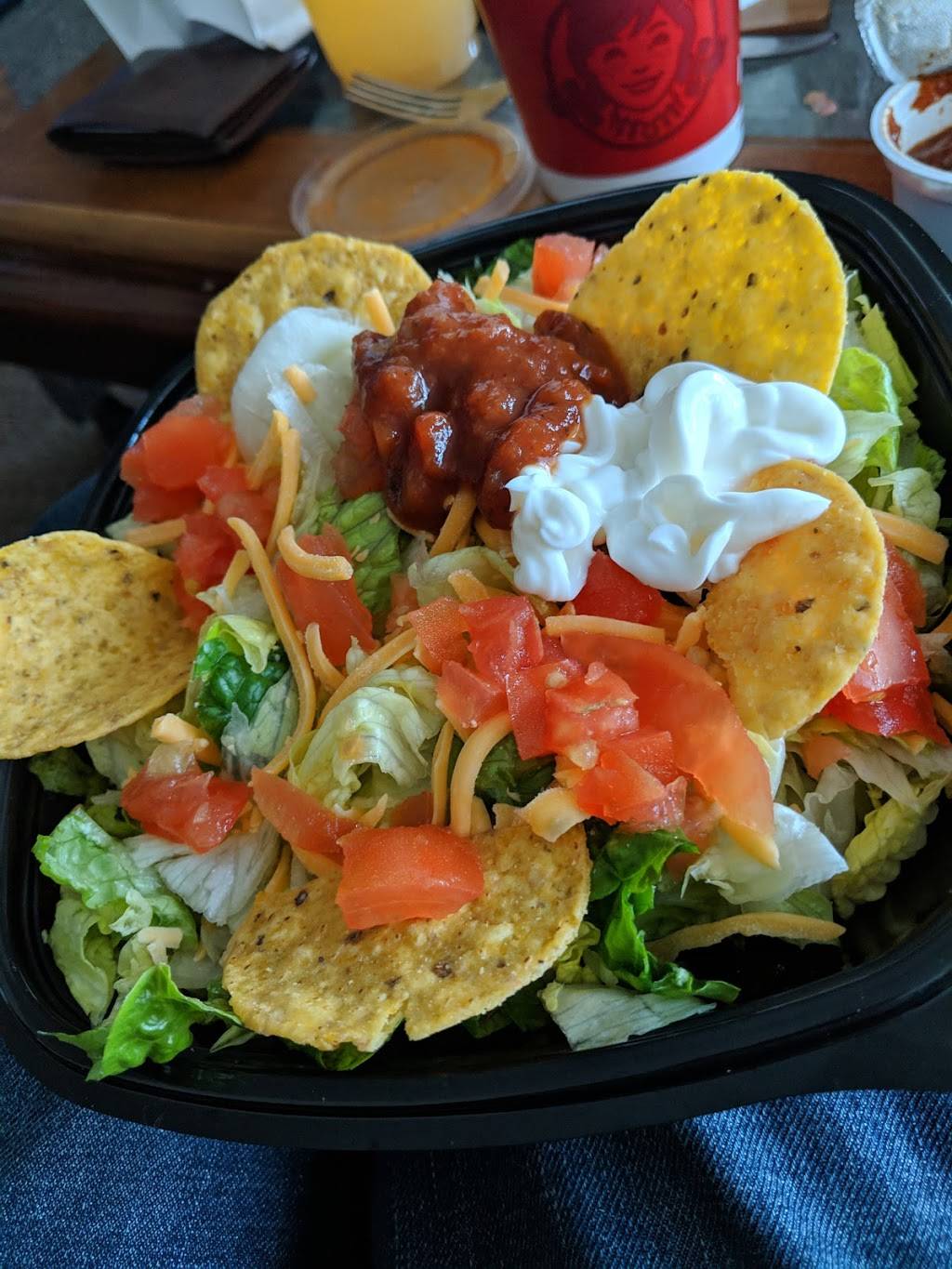 Wendys | restaurant | 1001 Redwood St, Vallejo, CA 94590, USA | 7076432270 OR +1 707-643-2270