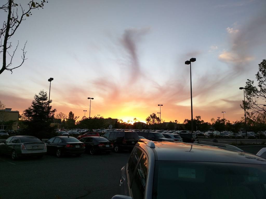 Century 25 Union Landing and XD | meal takeaway | 32100 Union Landing Blvd, Union City, CA 94587, USA | 5104879347 OR +1 510-487-9347