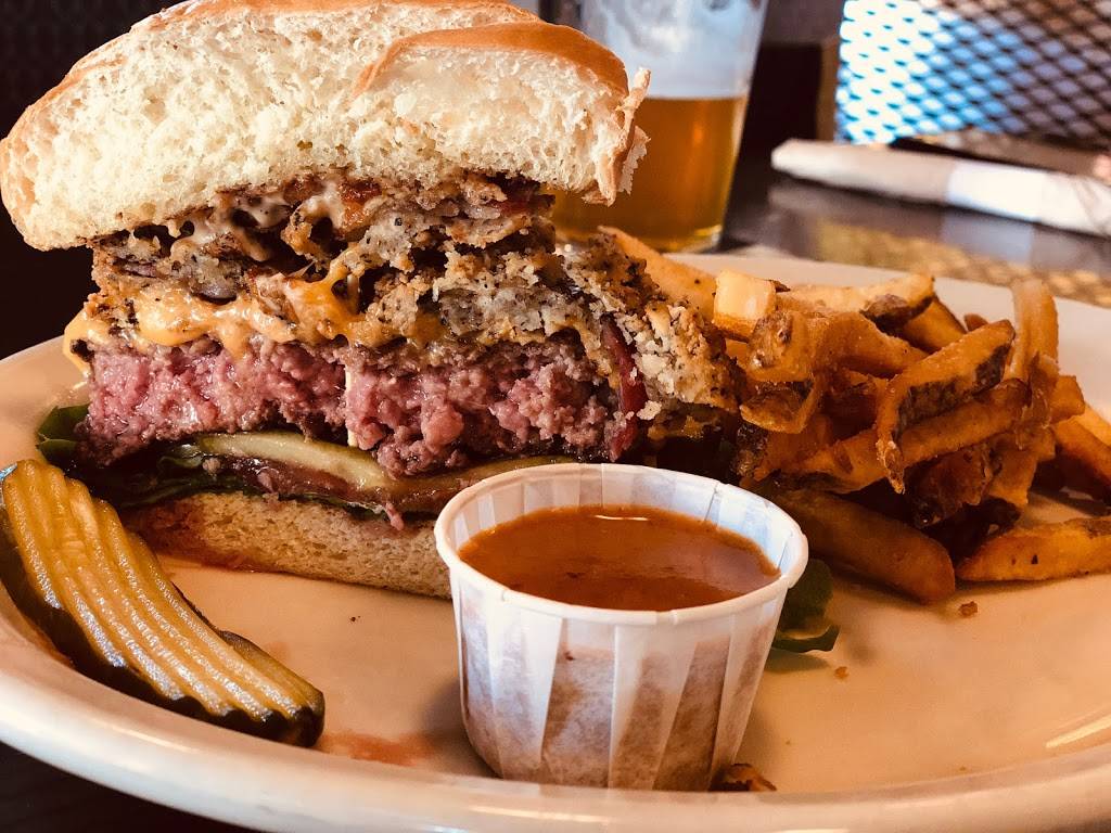 Bad Daddys Burger Bar | restaurant | 1 W Flatiron Crossing Dr Ste 2156, Broomfield, CO 80021, USA | 3034382143 OR +1 303-438-2143