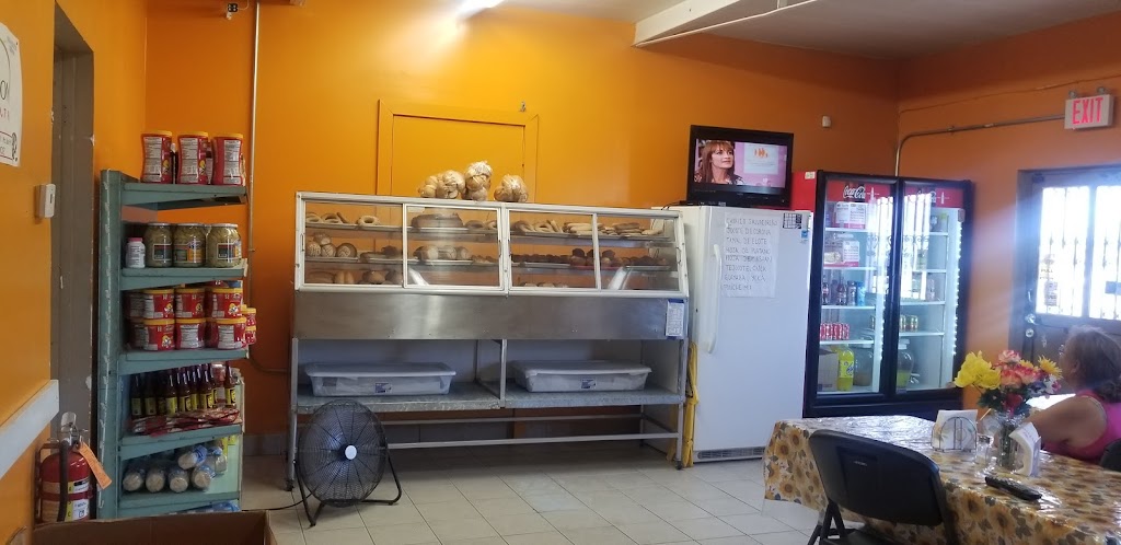 Panaderia Guatemalteca Cannan | restaurant | 808 E Wyatt Earp Blvd, Dodge City, KS 67801, USA | 6202275431 OR +1 620-227-5431