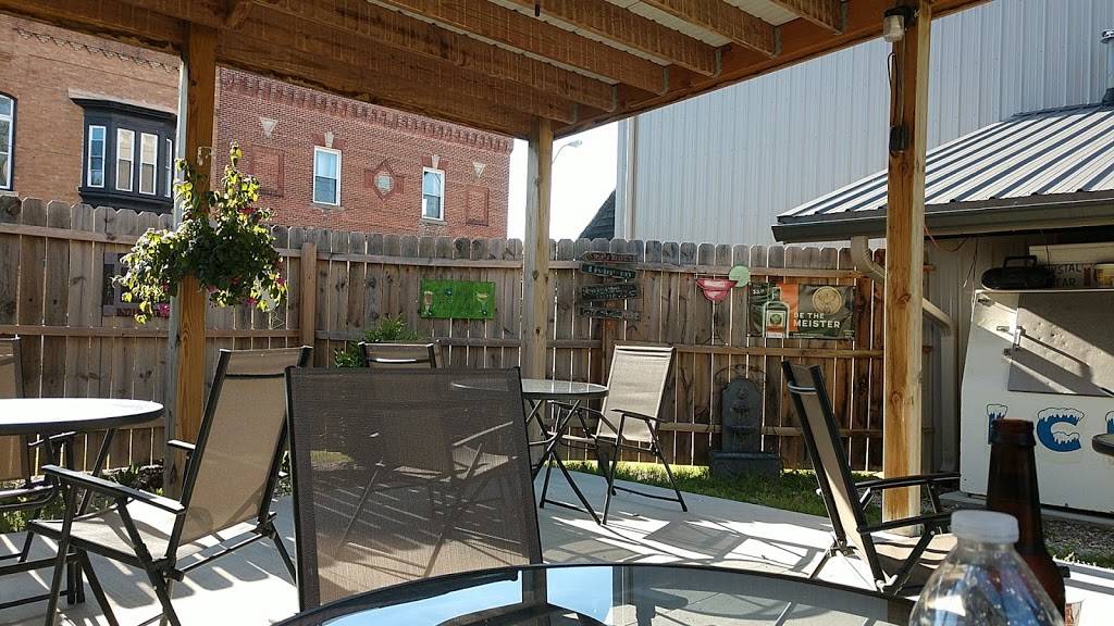 Kermits Food Shop | restaurant | 23 S Main St, Andrews, IN 46702, USA | 2607863644 OR +1 260-786-3644