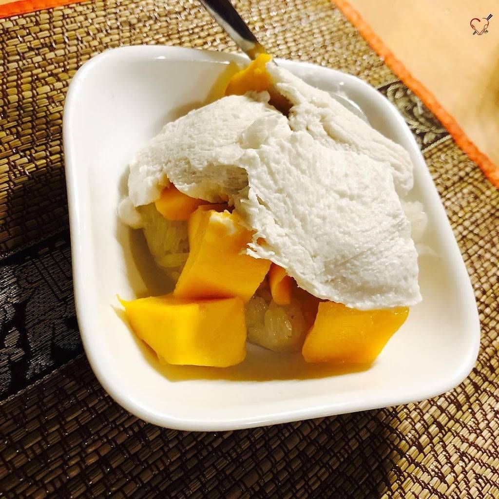 Sticky Rice | restaurant | 415 N Neil St, Champaign, IL 61802, USA | 2179541929 OR +1 217-954-1929