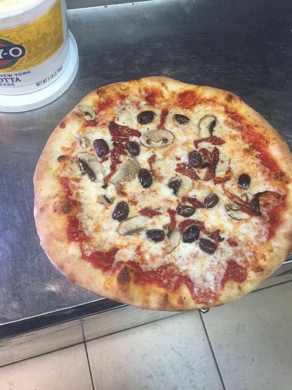 PerillosPizzeria | meal takeaway | 5 S Broadway St, North Salem, IN 46165, USA | 7656764171 OR +1 765-676-4171