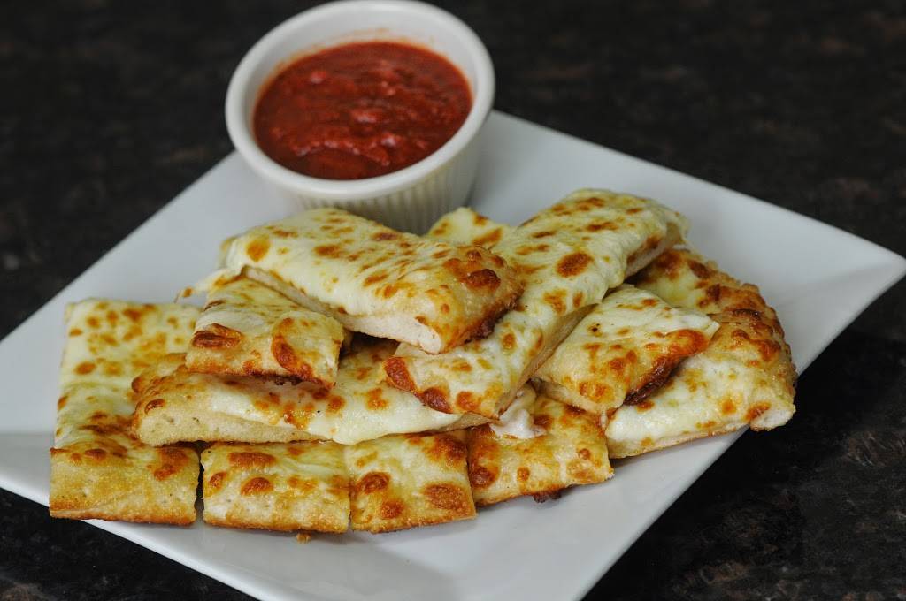 Stoshs Pizza | restaurant | 24312 Van Dyke Ave, Center Line, MI 48015, USA | 5867576836 OR +1 586-757-6836