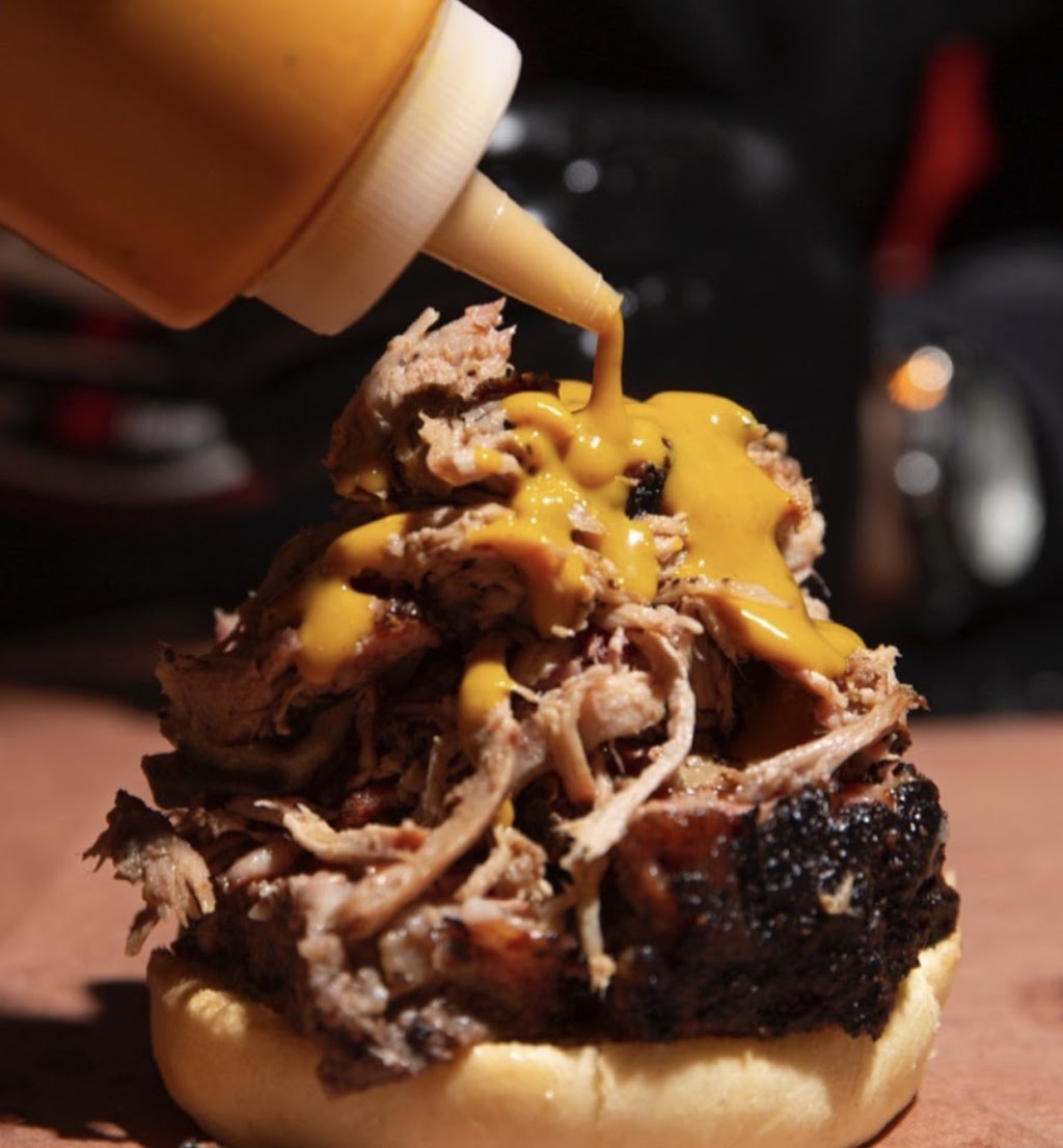 Bubbys BBQ | meal takeaway | 489 South Ave, Rochester, NY 14620, USA | 5853635453 OR +1 585-363-5453