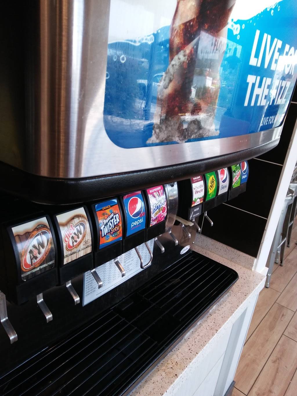 A&W Restaurant | restaurant | 604 Rainier Ave S, Renton, WA 98055, USA | 4252552160 OR +1 425-255-2160