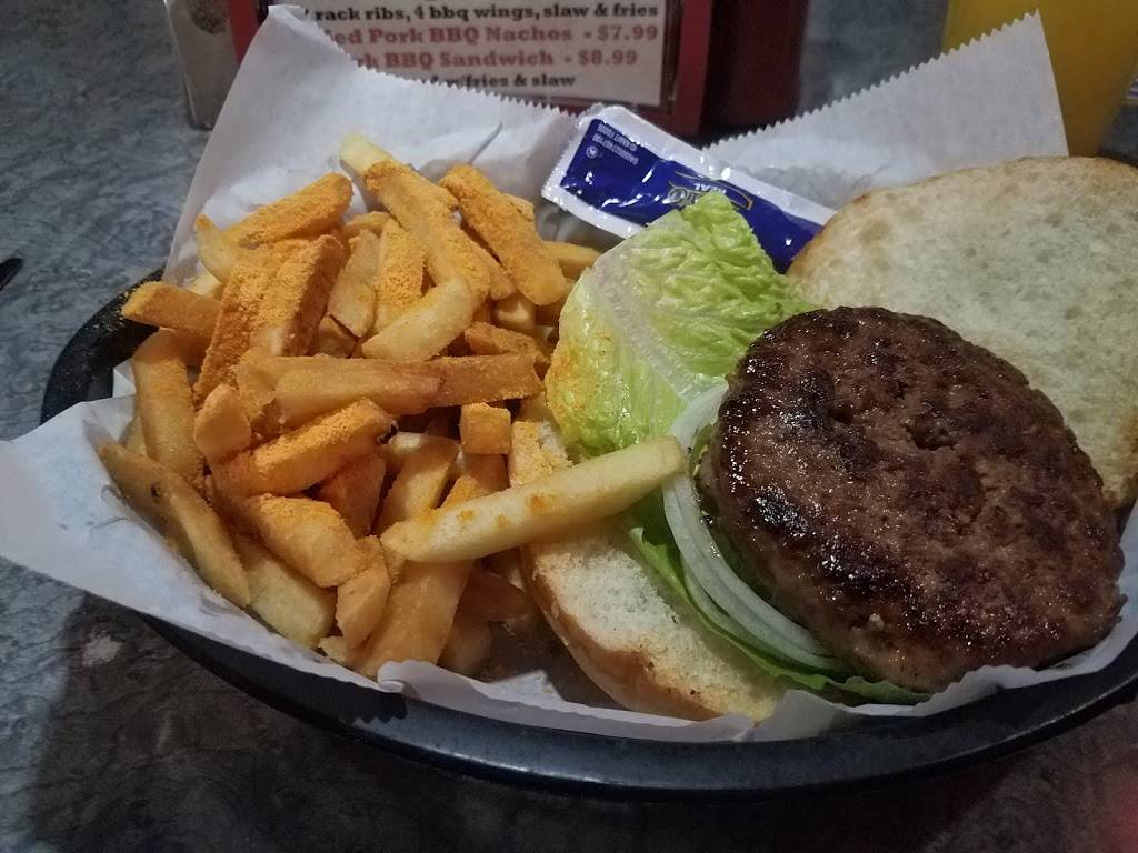 Deacons Bench | restaurant | 227 Oakdale Rd, Johnson City, NY 13790, USA | 6077976741 OR +1 607-797-6741