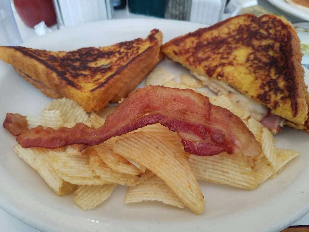 Bills Restaurant | restaurant | 8 W Main St, Hummelstown, PA 17036, USA | 7175660502 OR +1 717-566-0502