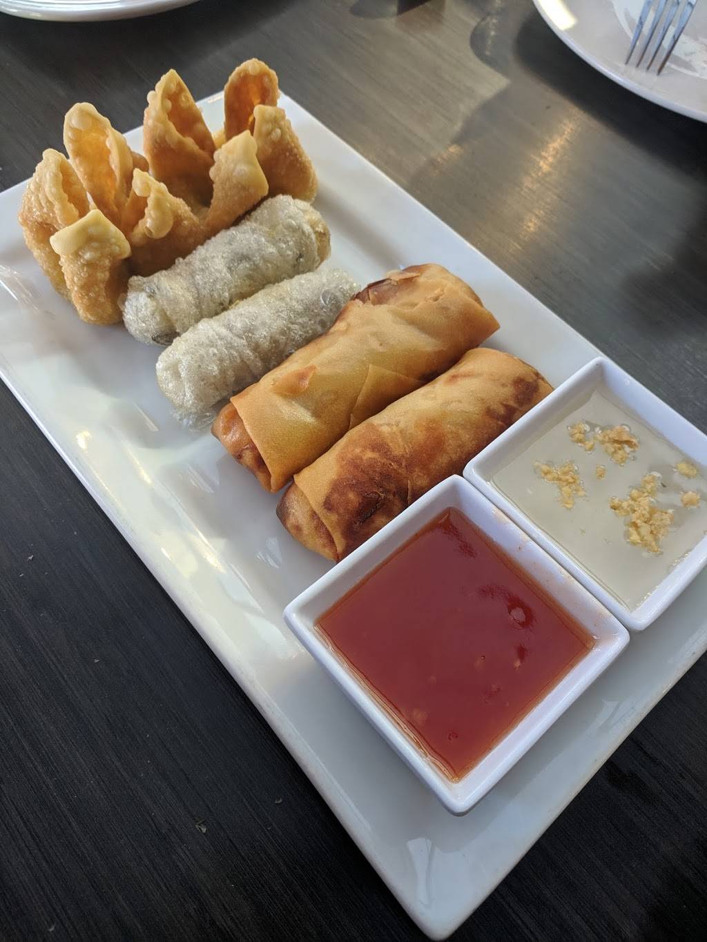 Bangkok Cuisine | restaurant | 727 N Main St, Rochester, MI 48307, USA | 2486528841 OR +1 248-652-8841