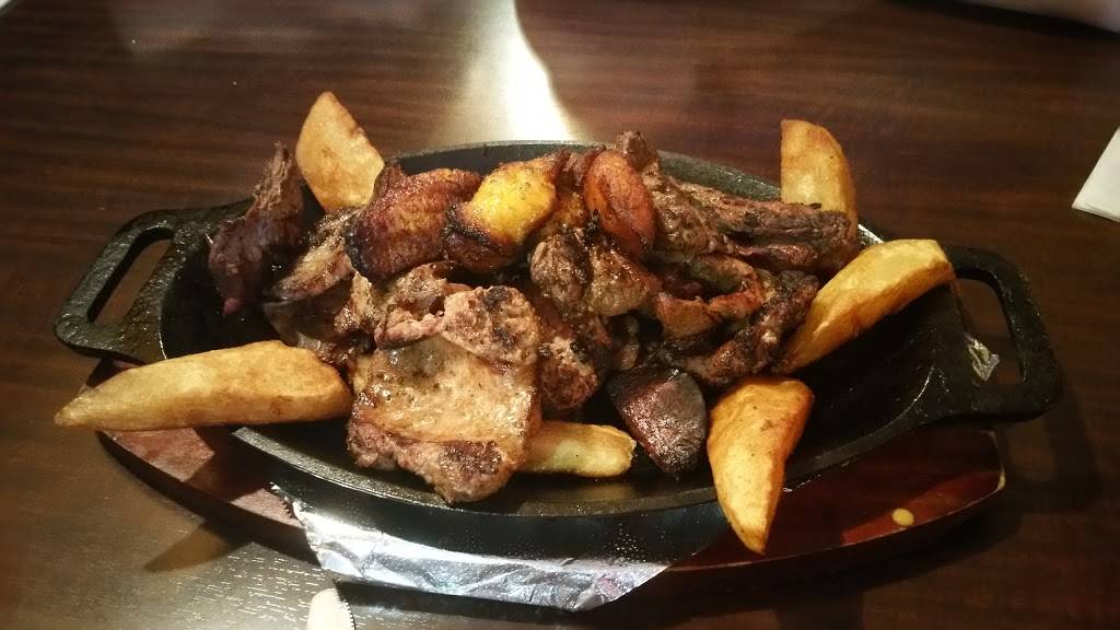 Chicken House | restaurant | 1224 Capitol Trail, Newark, DE 19711, USA | 3027372426 OR +1 302-737-2426