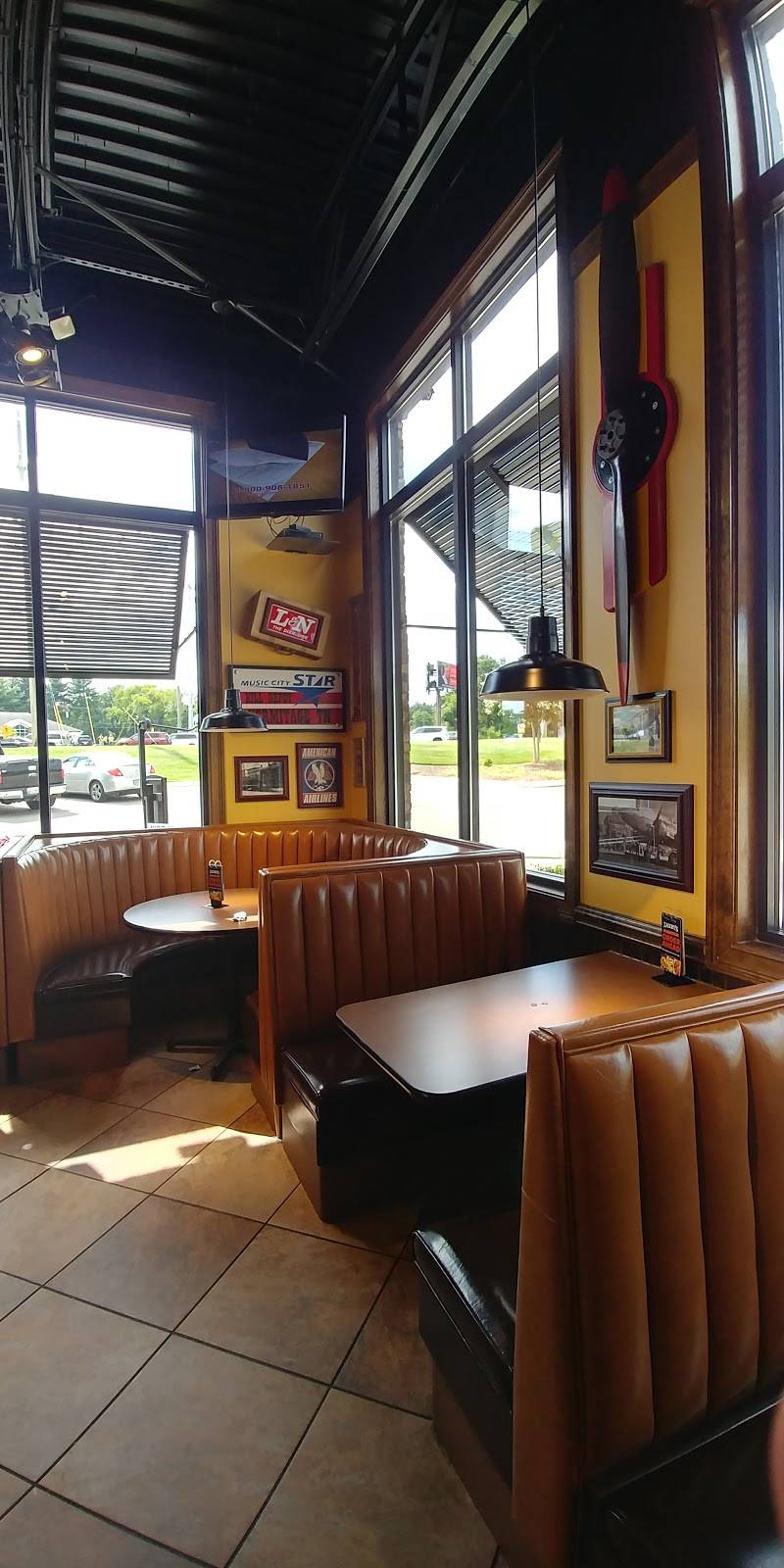 Zaxbys Chicken Fingers & Buffalo Wings | restaurant | 4115 Lebanon Pike, Hermitage, TN 37076, USA | 6154542045 OR +1 615-454-2045