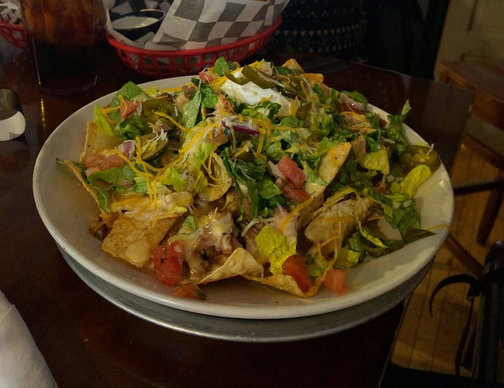 Main Street PourHouse | restaurant | 214 Main St, Woodstock, IL 60098, USA | 8155277210 OR +1 815-527-7210