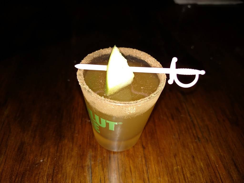 Smoke on the Water | restaurant | 77 Young St, Tonawanda, NY 14150, USA | 7166924227 OR +1 716-692-4227