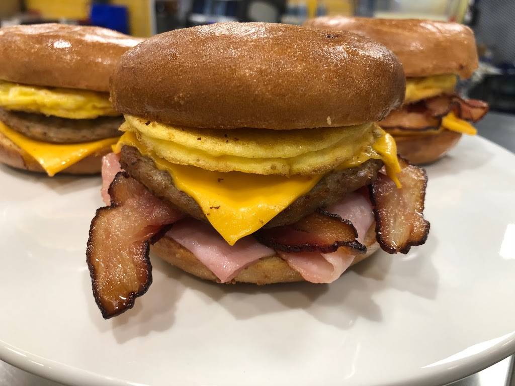 Which Wich Superior Sandwiches | restaurant | 5868 Old Jacksonville Hwy, Tyler, TX 75703, USA | 9035045737 OR +1 903-504-5737