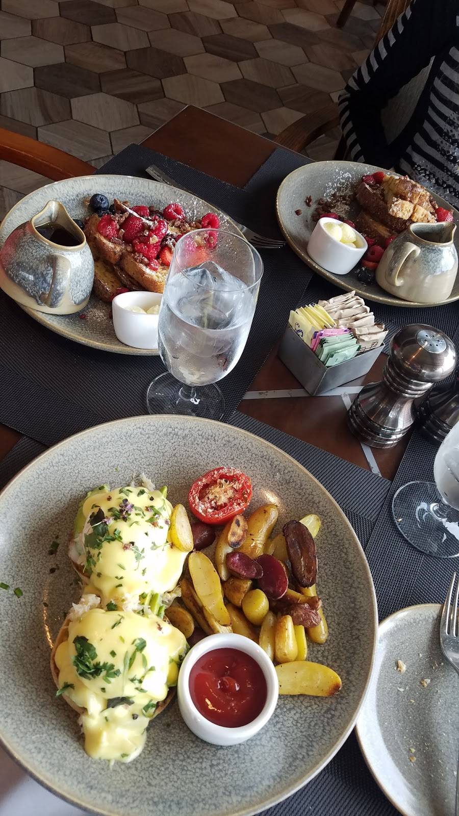 California Market at Pacifics Edge | restaurant | 120 Highland Dr, Carmel-By-The-Sea, CA 93923, USA | 8316225445 OR +1 831-622-5445