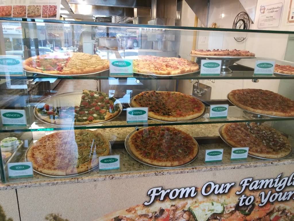 Pizzaiolo Gourmet Pizza | restaurant | 56 Lakeshore Rd E, Mississauga, ON L5G 1E1, Canada | 9052717121 OR +1 905-271-7121