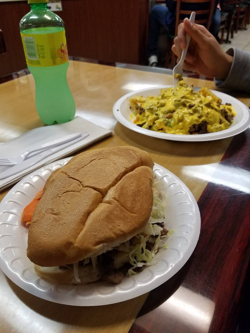 Villas | restaurant | 900 Loughborough Dr, Merced, CA 95348, USA | 2097223447 OR +1 209-722-3447