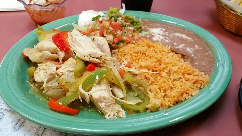El Rosal | restaurant | 3900 Pelandale Ave #155, Modesto, CA 95356, USA | 2095430898 OR +1 209-543-0898