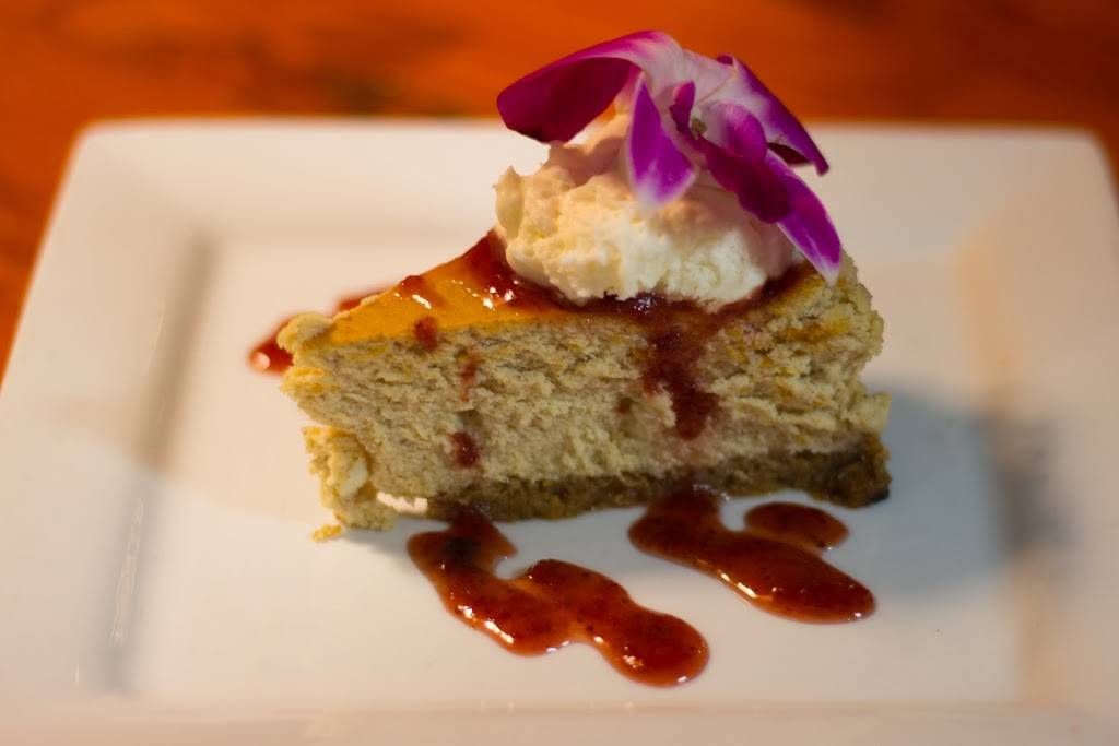 Lolas Lounge | restaurant | 9085 Elk Grove Blvd, Elk Grove, CA 95624, USA | 9166855652 OR +1 916-685-5652