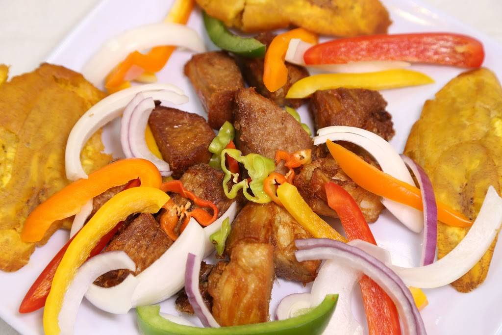 Marché Casse-croûte Notre-Dame | meal takeaway | 1465 Boulevard Saint-Jean-Baptiste, Pointe-aux-Trembles, QC H1B 4A2, Canada | 5146450523 OR +1 514-645-0523