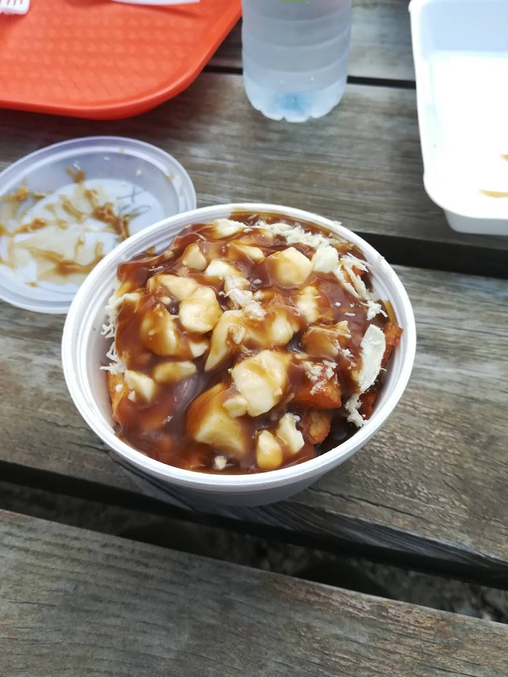 La Patatrie | restaurant | 68 Rue Saint Joseph, Gracefield, QC J0X 1Y0, Canada | 8194639999 OR +1 819-463-9999