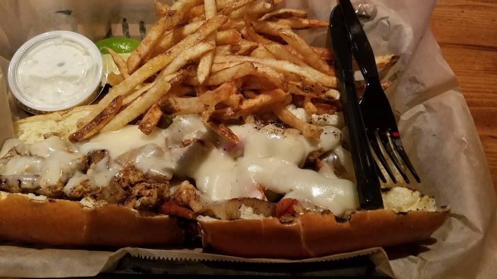 Hole In The Wall | restaurant | 12055 SW 117th Ave, Miami, FL 33186, USA | 3052357005 OR +1 305-235-7005