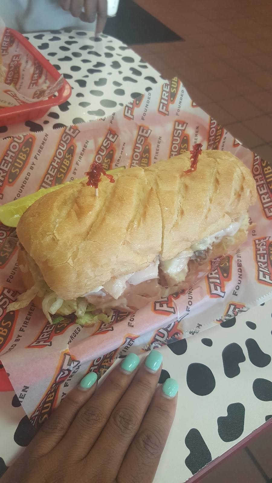 Firehouse Subs | meal delivery | 10359 Reisterstown Rd, Owings Mills, MD 21117, USA | 4109989790 OR +1 410-998-9790