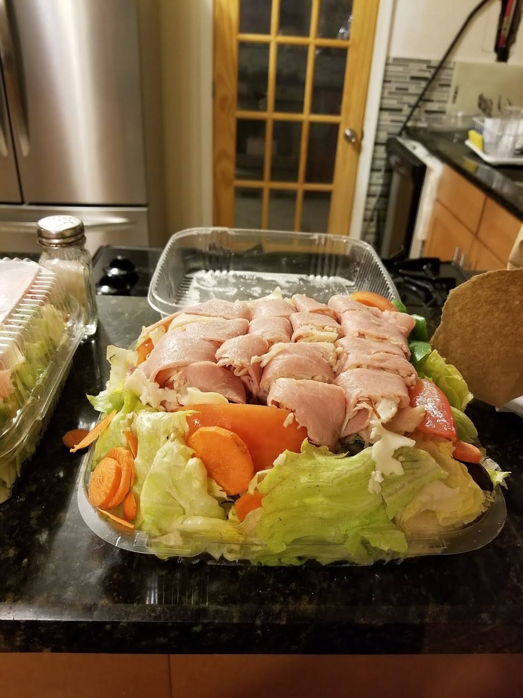 Ernies Pizza & Restaurant | restaurant | 1618 Cottman Ave, Philadelphia, PA 19111, USA | 2157454131 OR +1 215-745-4131